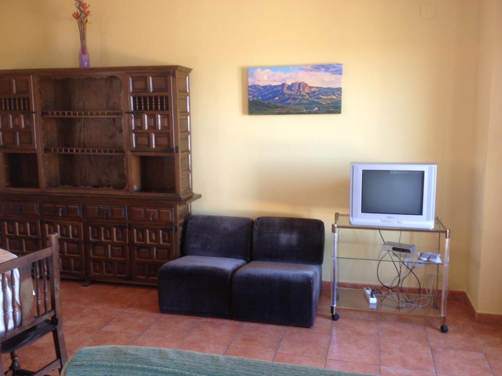 Apartaments La Fabrica Орта-да-Сан-Джоан Номер фото