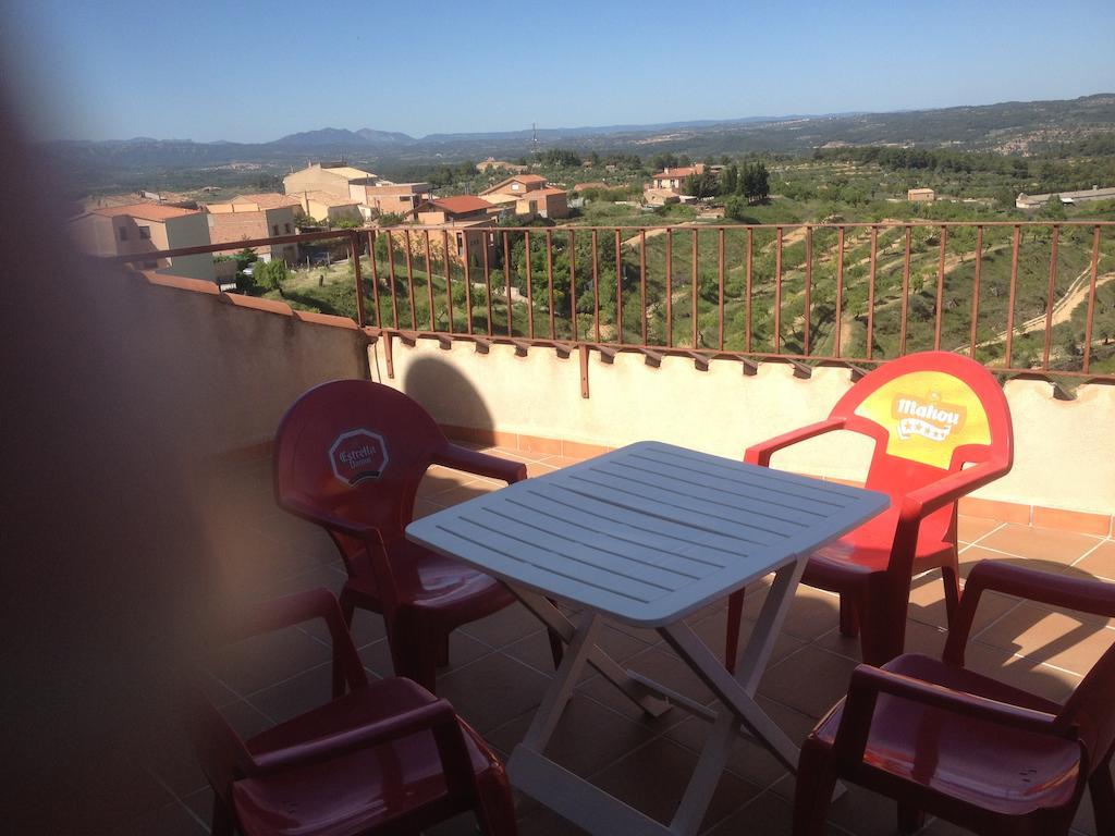 Apartaments La Fabrica Орта-да-Сан-Джоан Номер фото