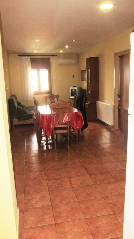 Apartaments La Fabrica Орта-да-Сан-Джоан Номер фото