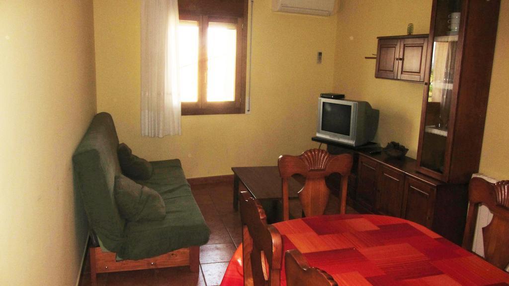 Apartaments La Fabrica Орта-да-Сан-Джоан Номер фото