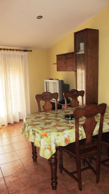 Apartaments La Fabrica Орта-да-Сан-Джоан Номер фото